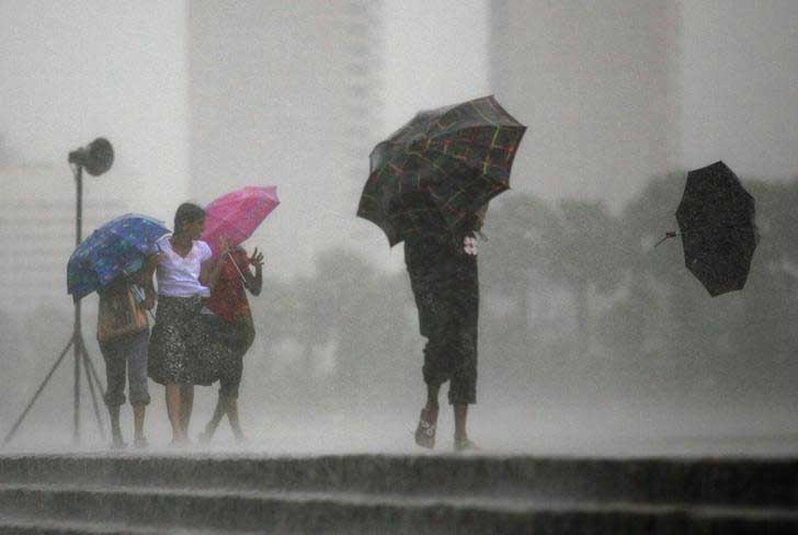 අද වැසි තත්වයේ තරමක වැඩිවීමක් අද වැසි තත්වයේ තරමක වැඩිවීමක්