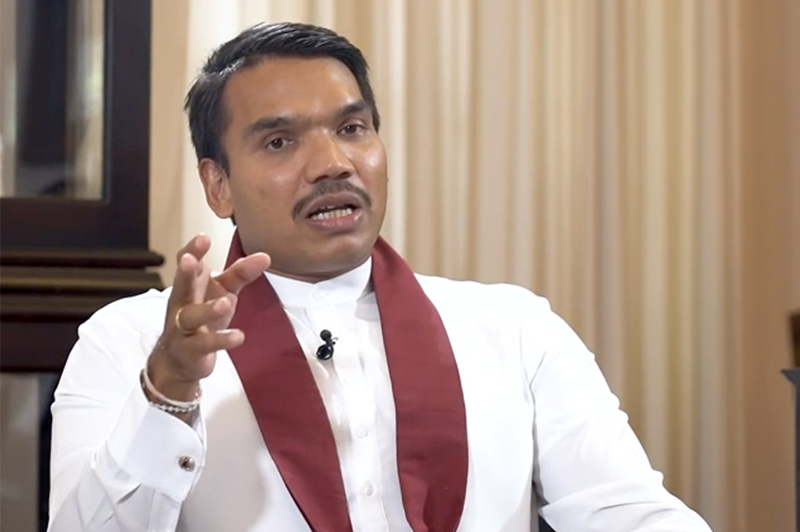 මැතිවරණ ඉළක්ක කරගත් පොරොන්දු දේශපාලනය නොකරන බව නාමල් කියයි මැතිවරණ ඉළක්ක කරගත් පොරොන්දු දේශපාලනය නොකරන බව නාමල් කියයි