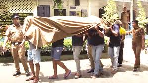 ‘ක්ලබ් වසන්ත‘ ඝාතනයේ සැකකරුවන් රිමාන්ඩ් ‘ක්ලබ් වසන්ත‘ ඝාතනයේ සැකකරුවන් රිමාන්ඩ්