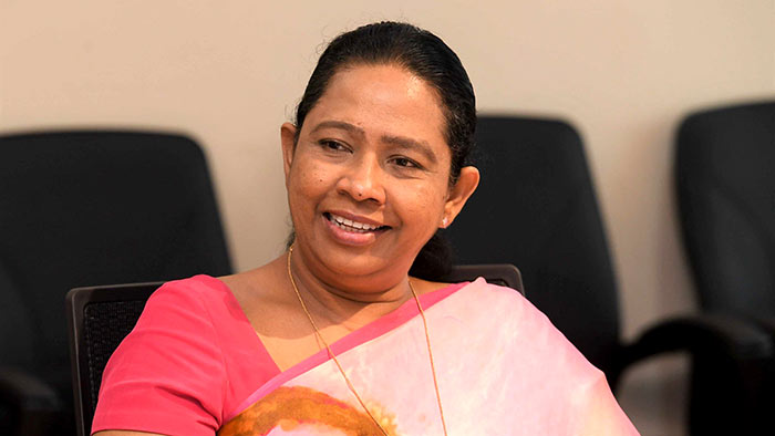 අද බංග්ලාදේශය රනිල් වැනි නායකයෙකු සොයනවා – පවිත්රා අද බංග්ලාදේශය රනිල් වැනි නායකයෙකු සොයනවා – පවිත්රා