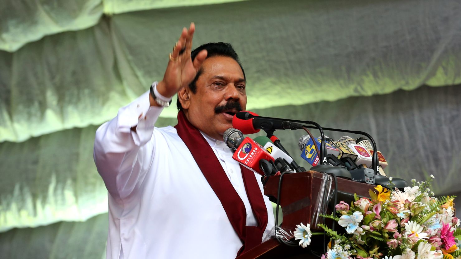 රට ගොඩදාන්න පුළුවන් එකම නායකයා නාමල් රට ගොඩදාන්න පුළුවන් එකම නායකයා නාමල්