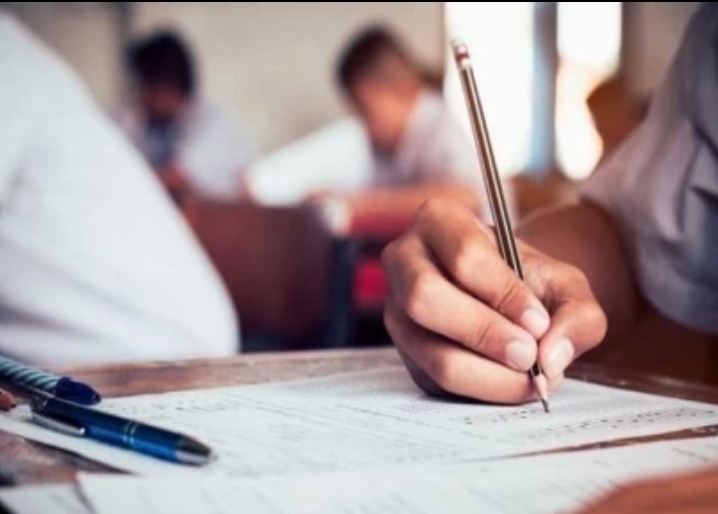 A/L විභාගයට දින නියම වෙයි A/L විභාගයට දින නියම වෙයි