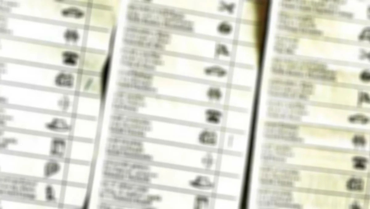 ඡන්ද පත්රිකා 51% බෙදා අවසන් ඡන්ද පත්රිකා 51% බෙදා අවසන්