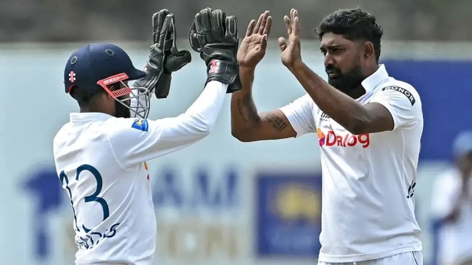 ශ්රී ලංකා පන්දු බල ඇණිය නවසීලන්තය අසරණ කරයි ශ්රී ලංකා පන්දු බල ඇණිය නවසීලන්තය අසරණ කරයි