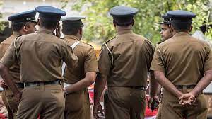 පොලිස් නිලධාරීන්ගේ ක්රියාකාරකම් වීඩියෝ කළාට වරදක් නැති බව පොලීසියම කියයි පොලිස් නිලධාරීන්ගේ ක්රියාකාරකම් වීඩියෝ කළාට වරදක් නැති බව පොලීසියම කියයි