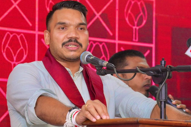 මහ මැතිවරණයට කුරුණෑගල දිස්ත්රික්කයෙන් තරඟ කරන බවට පළ වන වාර් තා අසත්යයි මහ මැතිවරණයට කුරුණෑගල දිස්ත්රික්කයෙන් තරඟ කරන බවට පළ වන වාර් තා අසත්යයි