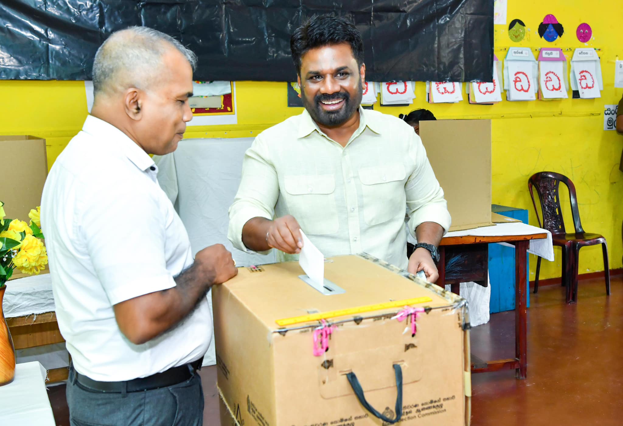 ඡන්දය ප්රකාශ කිරීමෙන් අනතුරුව ජනපති අනුර කී දේ ඡන්දය ප්රකාශ කිරීමෙන් අනතුරුව ජනපති අනුර කී දේ