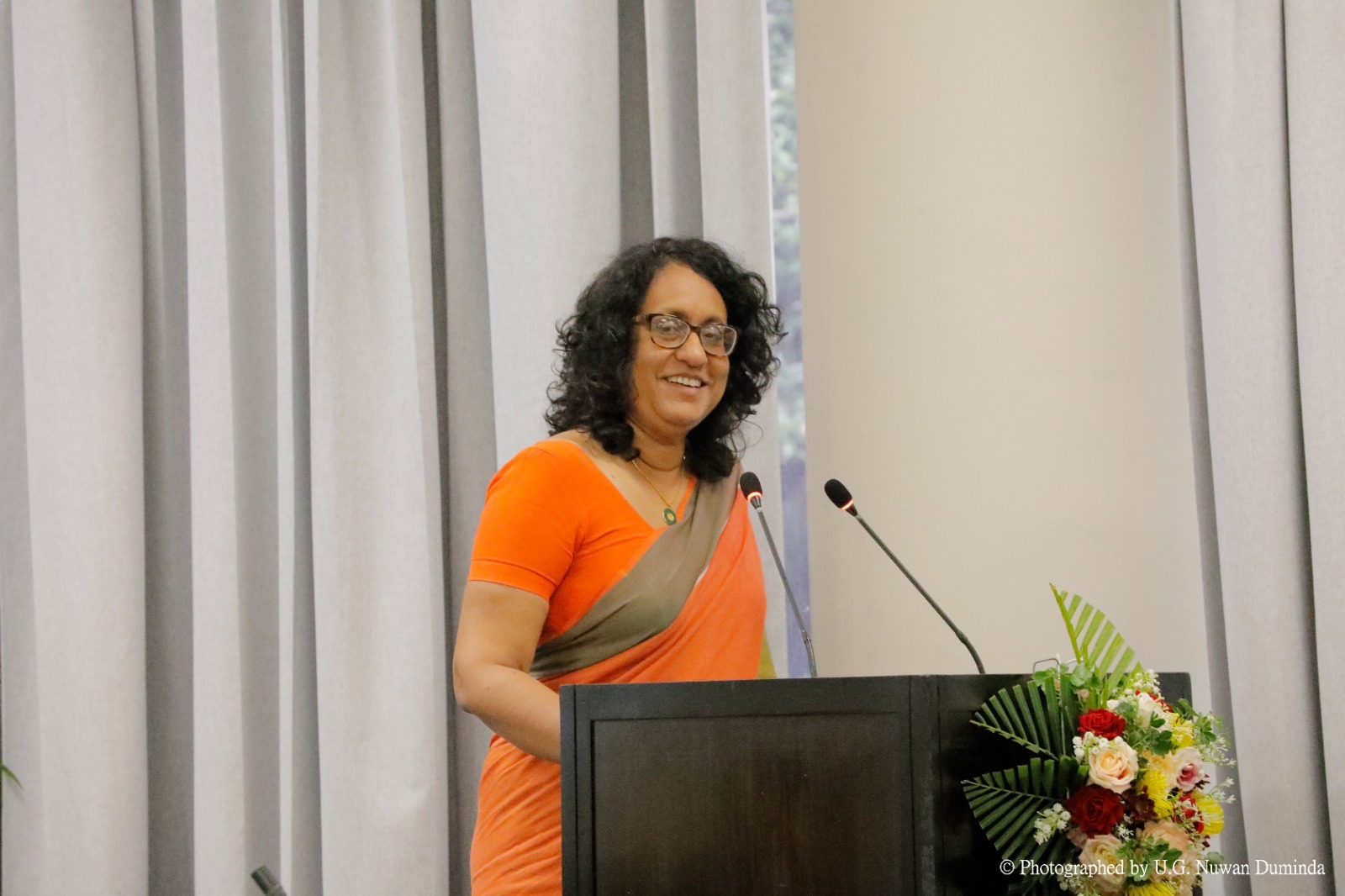 නවක මන්ත්රීවරුන්ට අගමැතිනිය දුන් පණිවිඩය නවක මන්ත්රීවරුන්ට අගමැතිනිය දුන් පණිවිඩය