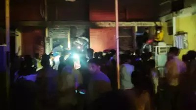 ඉන්දියාවේ රෝහලක ඇතිවූ ගින්නක් නිසා ළදරුවන් 10කට දිවි අහිමි වෙයි ඉන්දියාවේ රෝහලක ඇතිවූ ගින්නක් නිසා ළදරුවන් 10කට දිවි අහිමි වෙයි