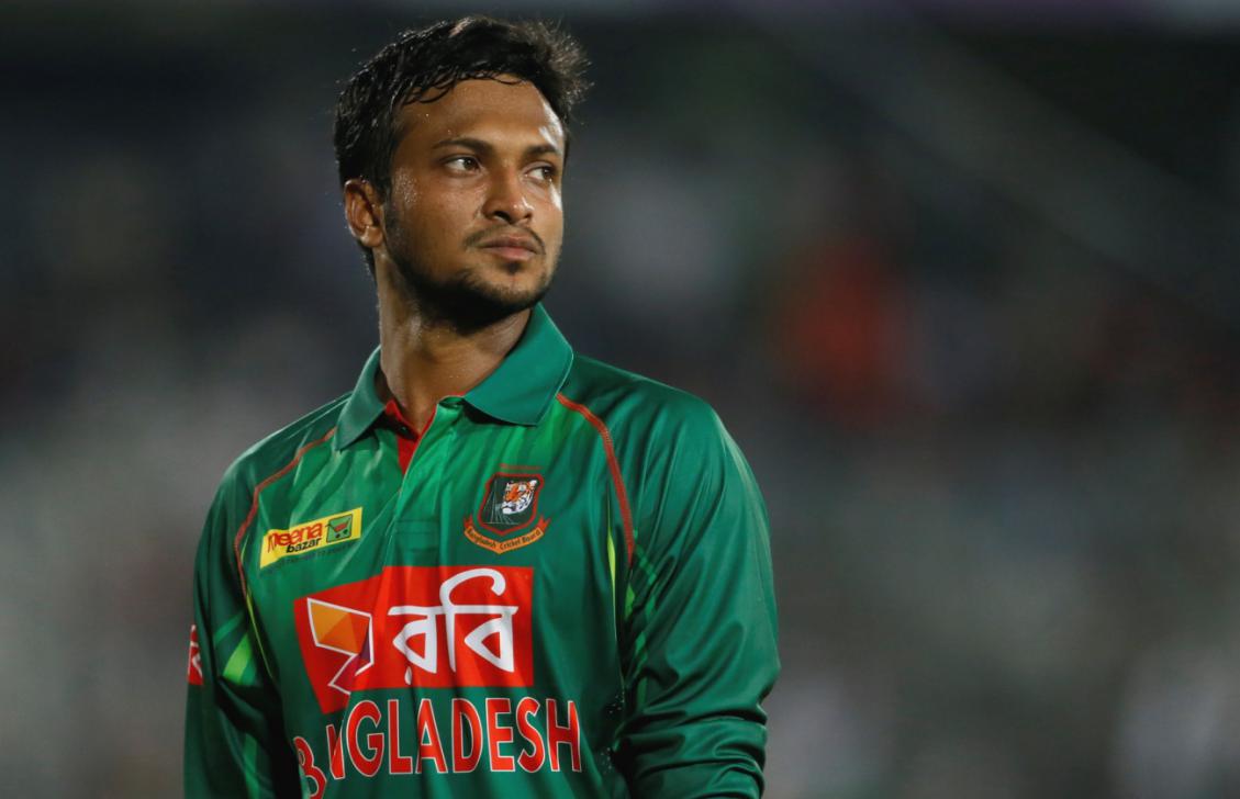 ෂකීබ්ගේ බැංකු ගිණුම් අත්හිටුවයි ෂකීබ්ගේ බැංකු ගිණුම් අත්හිටුවයි