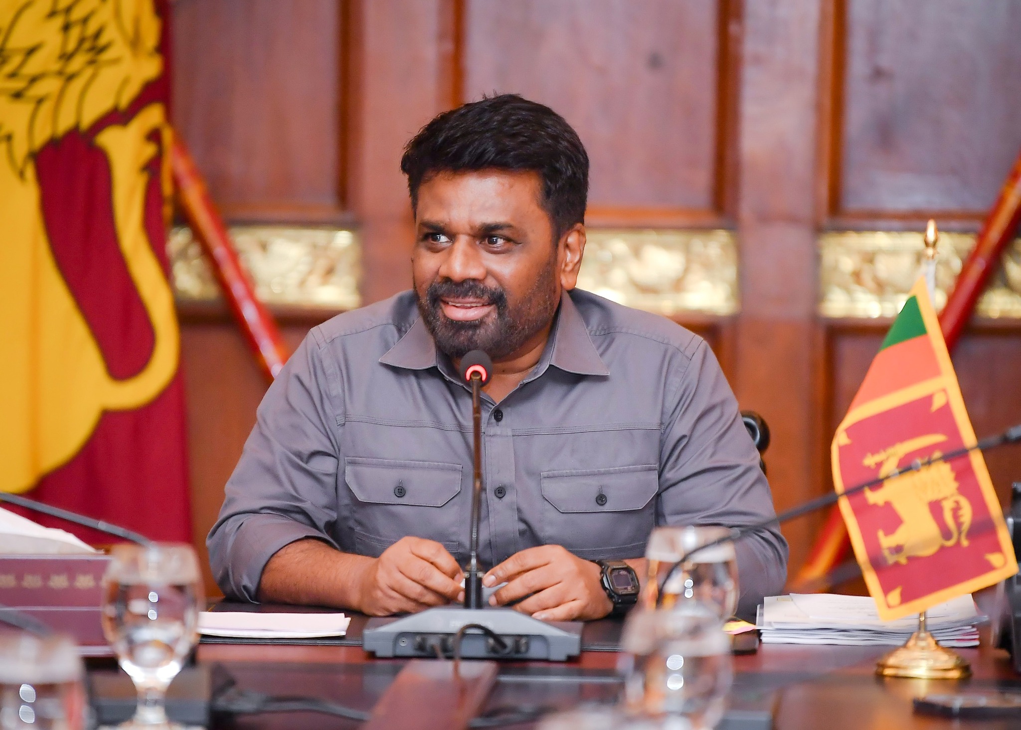 සහල් මාෆියාව බිඳදමන හැටි ජනපති කියයි සහල් මාෆියාව බිඳදමන හැටි ජනපති කියයි