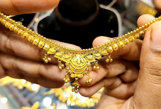 රන් මිලේ වෙනසක් රන් මිලේ වෙනසක්