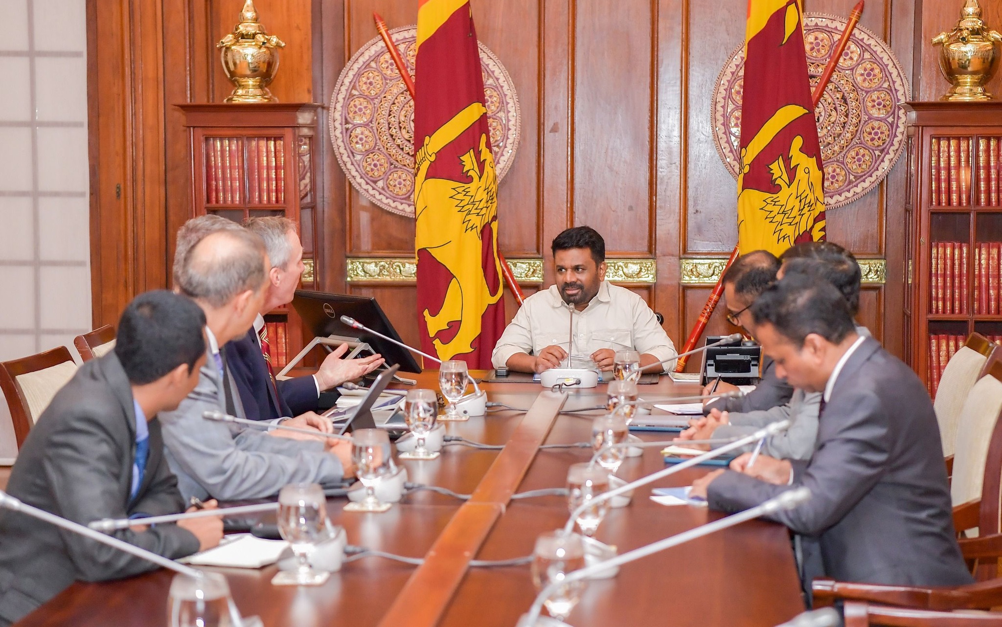 රජයේ ප්රමුඛ ව්යාපෘති සඳහා ලෝක බැංකුවේ සහාය රජයේ ප්රමුඛ ව්යාපෘති සඳහා ලෝක බැංකුවේ සහාය