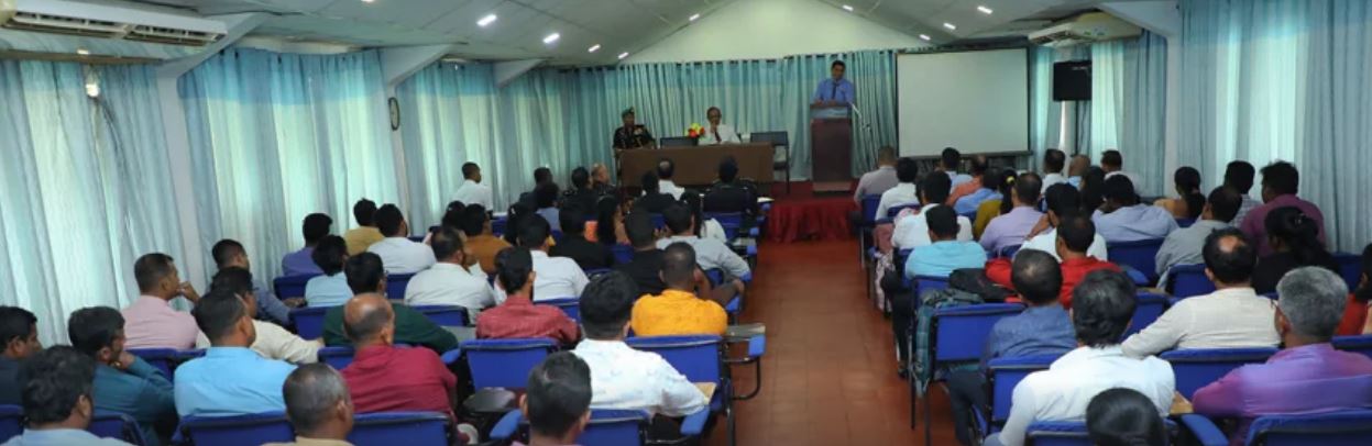 මහකන්නයේ වී මිලදී ගැනීම සඳහා ත්රිවිධ හමුදා සහාය මහකන්නයේ වී මිලදී ගැනීම සඳහා ත්රිවිධ හමුදා සහාය