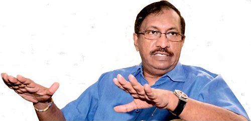 අනුර ප්රියදර් ශන යාපා CID අත්අඩංගුවට අනුර ප්රියදර් ශන යාපා CID අත්අඩංගුවට