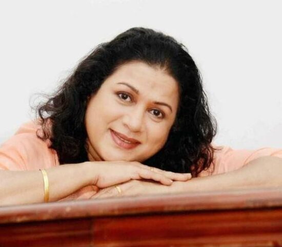 ප්‍රවීණ රංගන ශිල්පිනි සුසන්තා චන්ද්‍රමාලි ජීවිත රඟමඬලින් බැස යයි