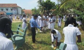 මදුරු මර් දන වැඩසටහනෙන් පාසල් 18ක් වෙත රතු නිවේදන