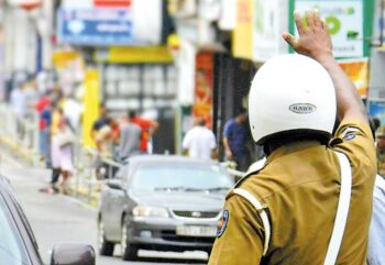 වෙසක් උත්සවයට සමගාමීව කොළඹ නගරයේ රථවාහන සැලැස්මක්