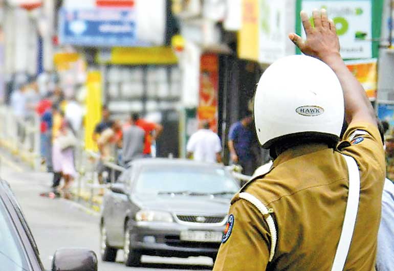 වෙසක් උත්සවයට සමගාමීව කොළඹ නගරයේ රථවාහන සැලැස්මක් වෙසක් උත්සවයට සමගාමීව කොළඹ නගරයේ රථවාහන සැලැස්මක්