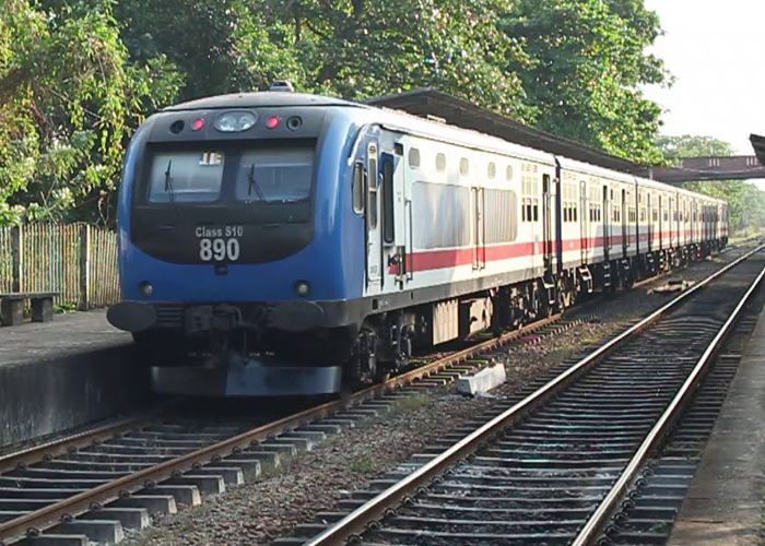 දුම්රිය ප්රමාදයක් දුම්රිය ප්රමාදයක්