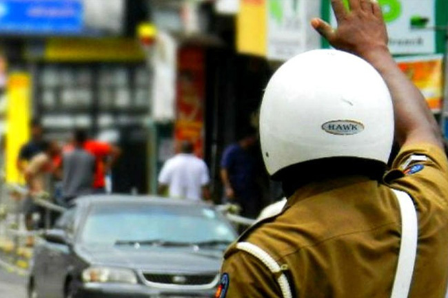 පොසොන් උත්සවය වෙනුවෙන් විශේෂ ආරක්ෂක හා රථවාහන වැඩපිළිවෙළක් පොසොන් උත්සවය වෙනුවෙන් විශේෂ ආරක්ෂක හා රථවාහන වැඩපිළිවෙළක්