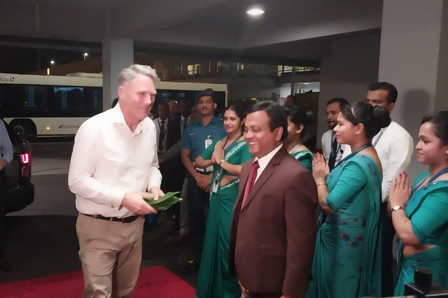 ඔස්ට්‍රේලියානු නියෝජ්‍ය අගමැති දිවයිනට