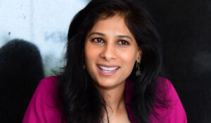 ආචාර් ය ගීතා ගෝපිනාත් දිවයිනට