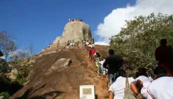 පොසන් උත්සවය වෙනුවෙන් විශේෂ ආරක්ෂක වැඩපිළිවෙළක්