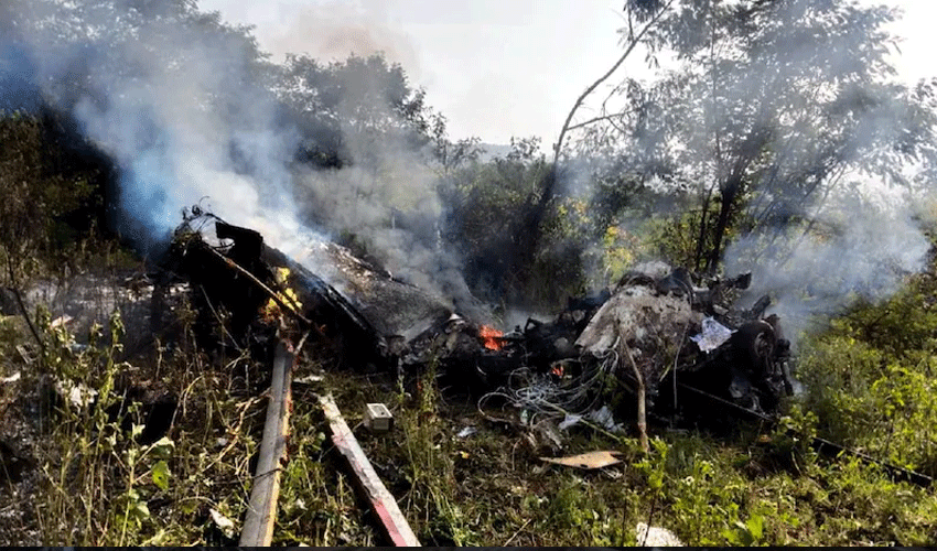හෙලිකොප්ටරයක් කඩා වැටී 7ක් මරුට හෙලිකොප්ටරයක් කඩා වැටී 7ක් මරුට