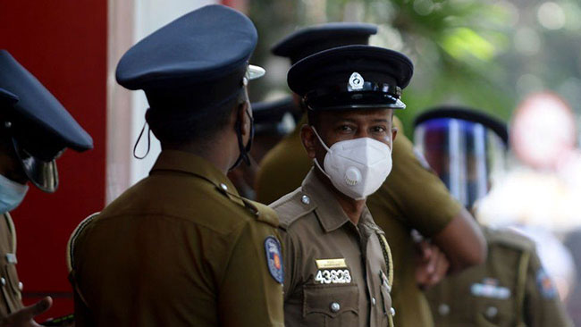 දිවයිනම ආවරණය කරමින් පොලීසියෙන් විශේෂ මෙහෙයුමක්