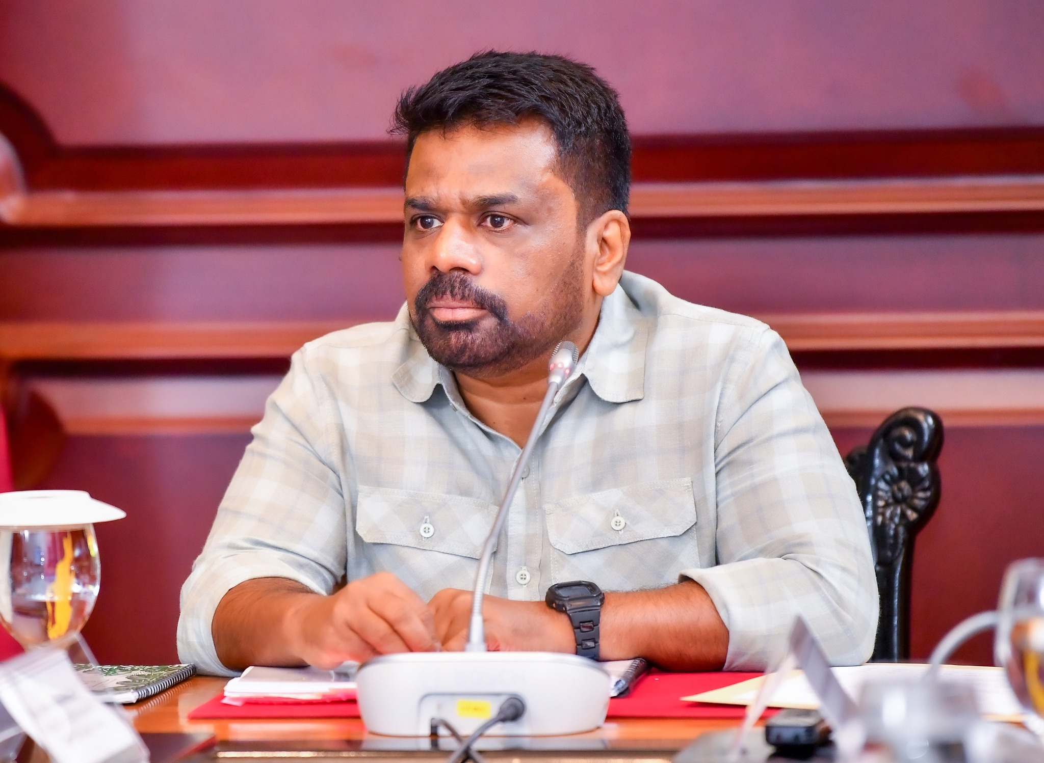 සෑම දෙනාම නීතිය ඉදිරියේ සමාන විය යුතු සංස්කෘතියක් අපි හදනවා සෑම දෙනාම නීතිය ඉදිරියේ සමාන විය යුතු සංස්කෘතියක් අපි හදනවා