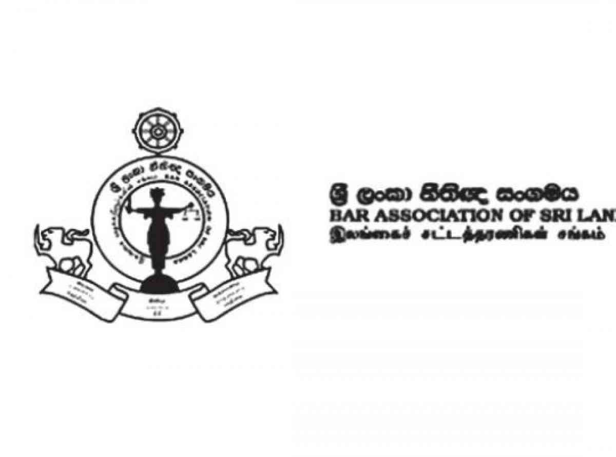 සමාජ මාධ්ය පළ කිරීම් සම්බන්ධයෙන් නීතිඥ සංගමයේ කනස්සල්ල සමාජ මාධ්ය පළ කිරීම් සම්බන්ධයෙන් නීතිඥ සංගමයේ කනස්සල්ල