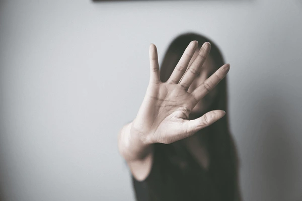 ළමා සහ කාන්තා අපයෝජන පැමිණිලි ඉහළට
