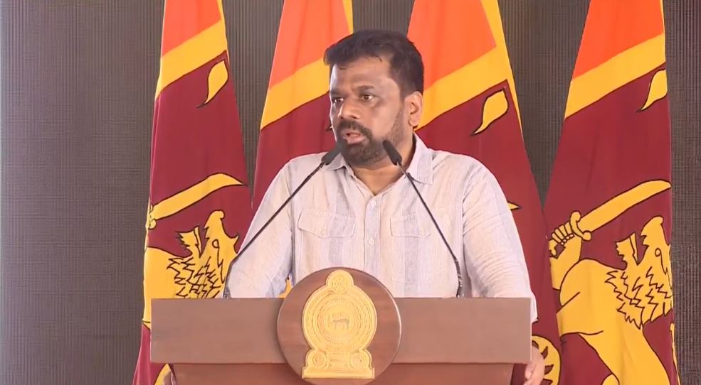 පැරණි ජාතිවාදී, විනාශකාරී ඝෝෂාවන්ට අපි ගනු ලබන ඉදිරි ක්රියාමාර් ග ආපසු හැරවීමට ඉඩ තියන්නේ නෑ පැරණි ජාතිවාදී, විනාශකාරී ඝෝෂාවන්ට අපි ගනු ලබන ඉදිරි ක්රියාමාර් ග ආපසු හැරවීමට ඉඩ තියන්නේ නෑ
