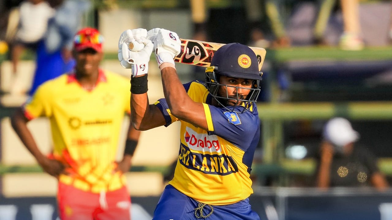 කමිඳු මෙන්ඩිස් සිම්බාබ්වේ ජය උදුරා ගත් හැටි කමිඳු මෙන්ඩිස් සිම්බාබ්වේ ජය උදුරා ගත් හැටි