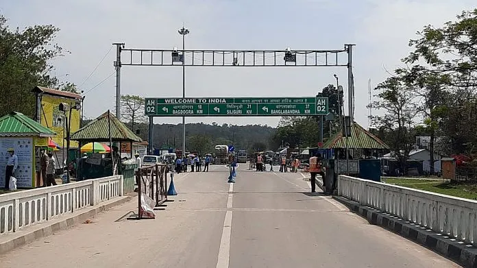ලුම්බිණියට ගිය වන්දනාකරුවන් ආරක්ෂිතව ඉන්දියාවට