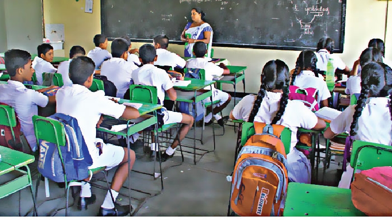 අතරමැදි ශ්රේණි සඳහා සිසුන් ඇතුළත් කරන නව චක්රලේඛයකට අනුමැතිය අතරමැදි ශ්රේණි සඳහා සිසුන් ඇතුළත් කරන නව චක්රලේඛයකට අනුමැතිය