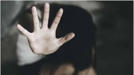 අන්තර් ජාල රැවටීම් ඔස්සේ ළමුන් සහ කාන්තාවන් අපයෝජනයට ලක්වීම් ඉහළ යයි අන්තර් ජාල රැවටීම් ඔස්සේ ළමුන් සහ කාන්තාවන් අපයෝජනයට ලක්වීම් ඉහළ යයි