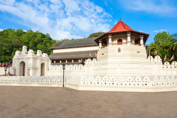 දියවඩන නිලමේ ධුරය පිළිබඳ මල්වතු – අස්ගිරි මහා නාහිමිවරුන්ගෙන් නිවේදනයක්