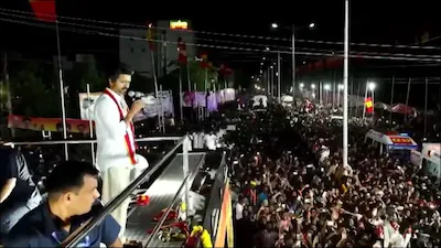 තලපති ගේ දේශපාලන රැලියක තෙරපීමකින් 39ක් මරුට තලපති ගේ දේශපාලන රැලියක තෙරපීමකින් 39ක් මරුට