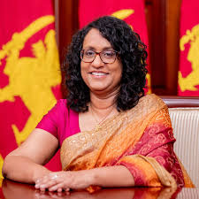 අගමැතිනිය චීනයේ සහ ඉන්දියාවේ නිල සංචාරයකට සැරසෙයි අගමැතිනිය චීනයේ සහ ඉන්දියාවේ නිල සංචාරයකට සැරසෙයි