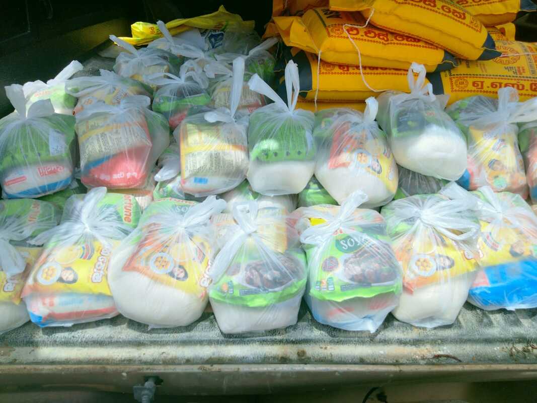 අවතැන්වූවන්ට වියළි ආහාර සඳහා ලබා දුන් මුදල වැඩි කෙරේ