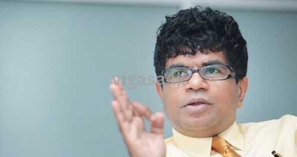 තුසිත හල්ලොලුවට වරෙන්තු